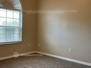 11011 Lynn Lake Cir in Tampa, FL - Building Photo - Building Photo