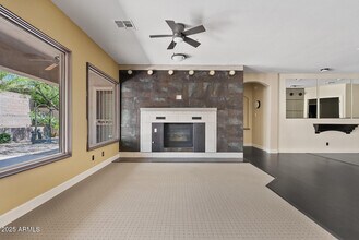 8274 E Tailspin Ln in Scottsdale, AZ - Building Photo - Building Photo
