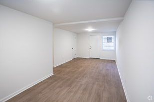 2038 Southern Ave in Memphis, TN - Building Photo