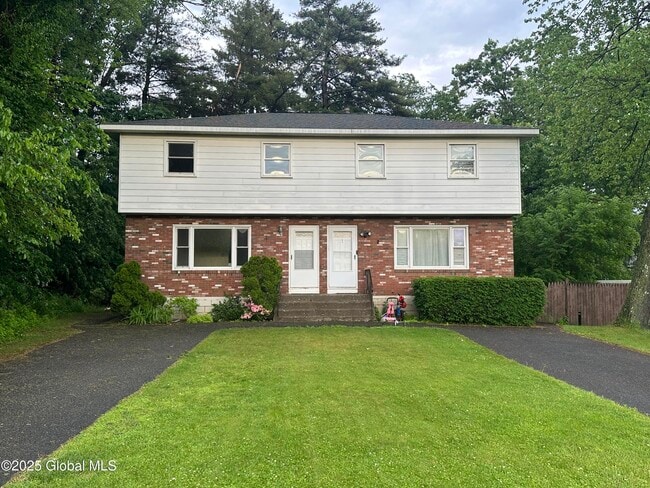 property at 261 Old Niskayuna Rd