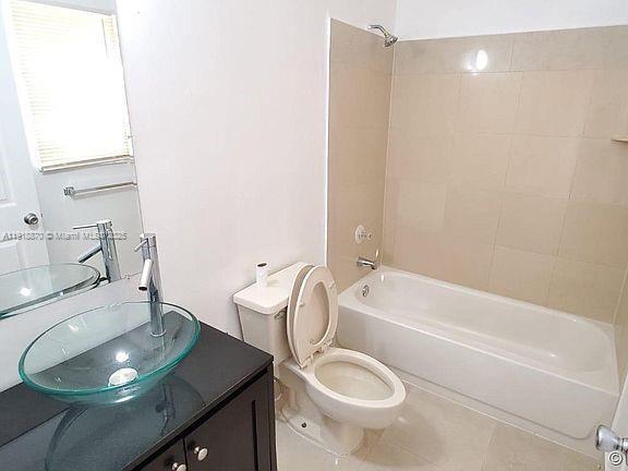 10 N Crossings Cir in Boynton Beach, FL - Building Photo - Building Photo