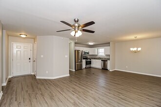 108 West Bridge Dr in Dallas, GA - Building Photo - Building Photo