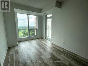 195 Bonis Ave in Toronto, ON - Building Photo - Building Photo