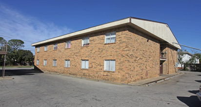 Residences at The Union - South in Denton, TX - Building Photo - Building Photo