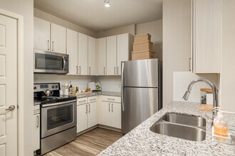 Solstice Apartment Homes in Fairburn, GA - Building Photo - Building Photo