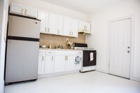 627 Dumbarton Ave photo'