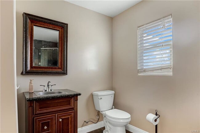 10164 Elkwood St in Los Angeles, CA - Building Photo - Building Photo