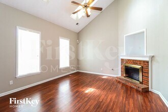 9108 Cinderhill Cove W in Memphis, TN - Building Photo - Building Photo