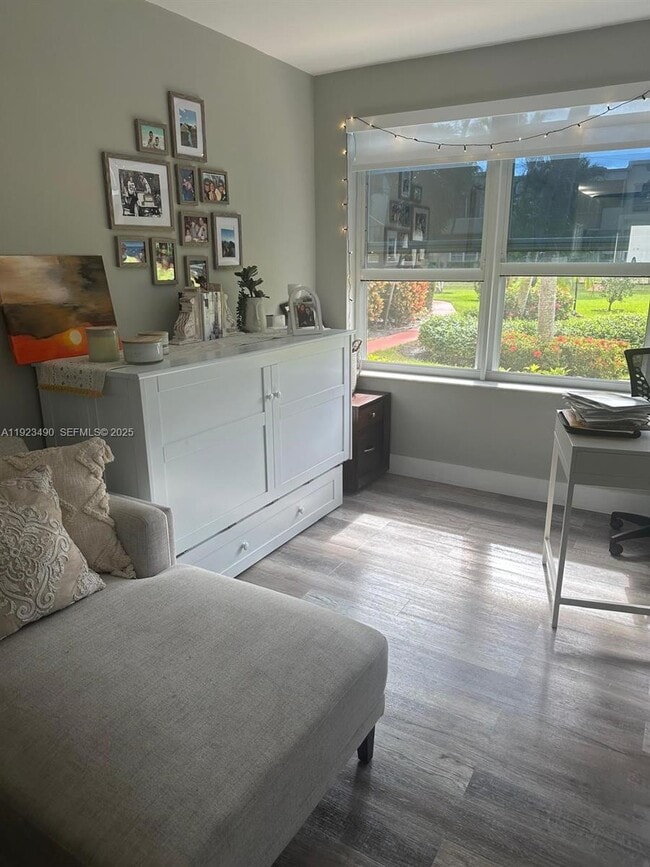 1350 Atlantic Shores Blvd in Hallandale Beach, FL - Building Photo - Building Photo