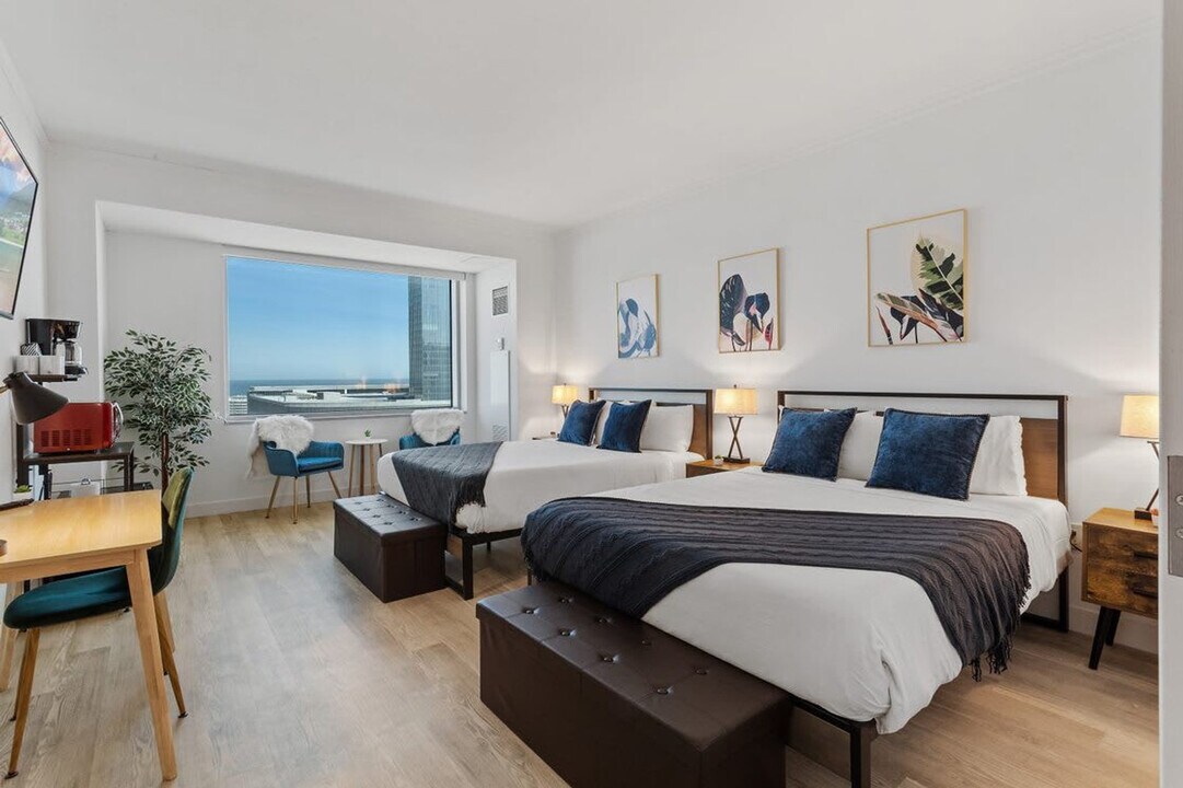 810 Pacific Ave in Atlantic City, NJ - Building Photo
