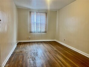 20608 Harvard Ave in Highland Hills, OH - Building Photo - Building Photo