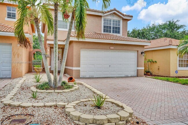 9236 NW 54th St