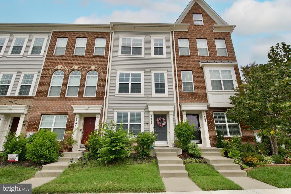 7302 Calico Rock Lndg in Beltsville, MD - Foto de edificio