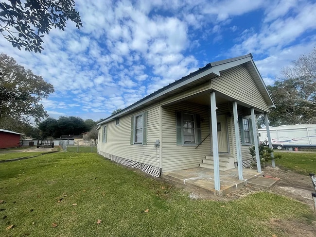 property at 5115 N Main St