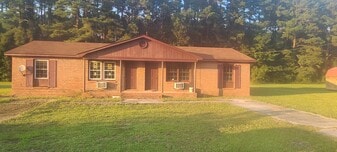 3285 Charleston Hwy, Unit 3275 in Orangeburg, SC - Building Photo