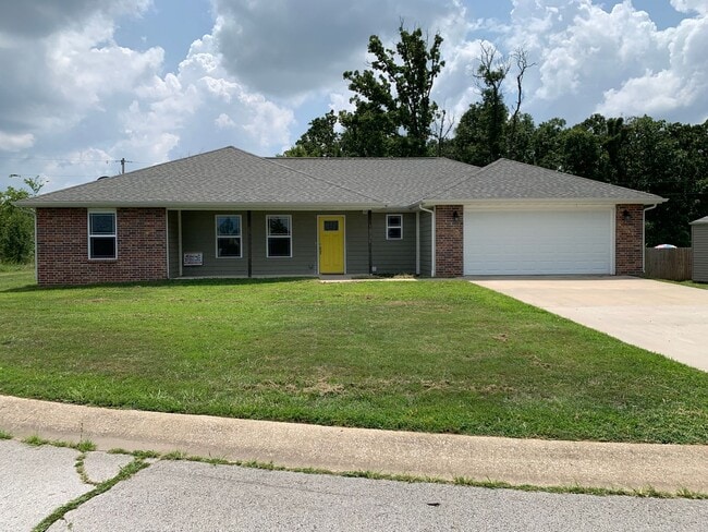 property at 13731 Pella Ln