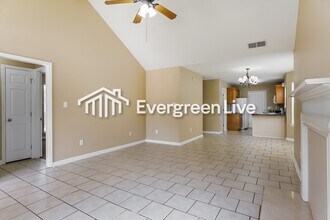 120 Carrington Ln in Calera, AL - Building Photo - Building Photo