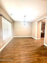402 Kinroff Dr in Hubert, NC - Building Photo - Building Photo