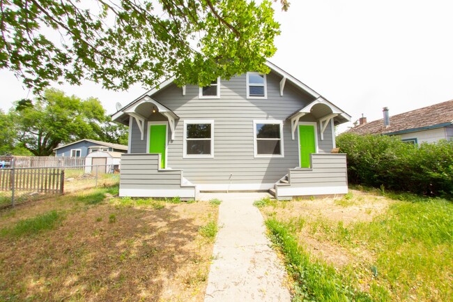 property at 202-204-204 S Anderson St