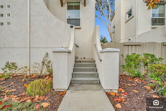 137 Montelena Ct in Mountain View, CA - Foto de edificio - Building Photo