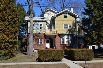 403 Somerset St in Bound Brook, NJ - Building Photo - Building Photo