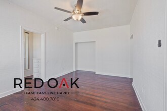 520 S Mariposa Ave in Los Angeles, CA - Building Photo - Building Photo