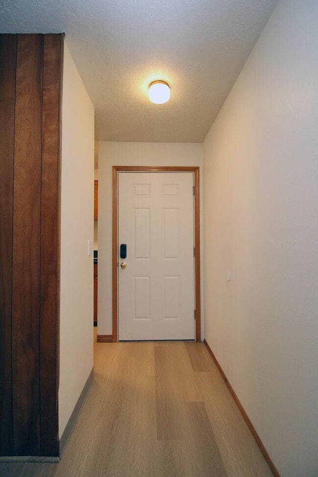3736 SW 10th Ave in Portland, OR - Building Photo - Building Photo