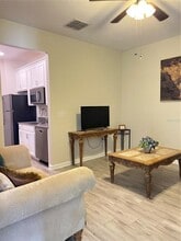 860 Carmillion Ct in Groveland, FL - Building Photo - Building Photo