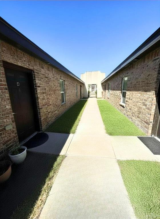 18 Valeria St in Edinburg, TX - Building Photo - Building Photo