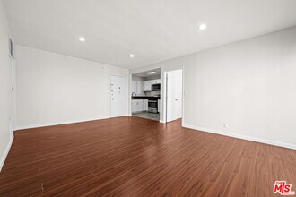 1445 S Sherbourne Dr in Los Angeles, CA - Building Photo - Building Photo