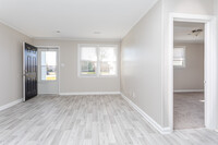 New Town Center Apartments in Jacksonville, NC - Foto de edificio - Interior Photo