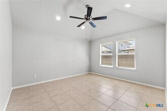 193 Heather Glen Way in Maxwell, TX - Building Photo - Building Photo