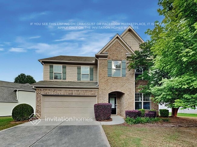 property at 3574 Fallen Oak Ln