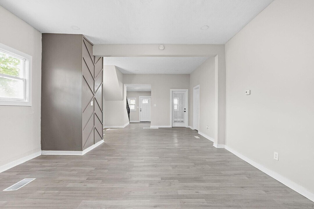 2933 Winthrop Ave in Indianapolis, IN - Building Photo