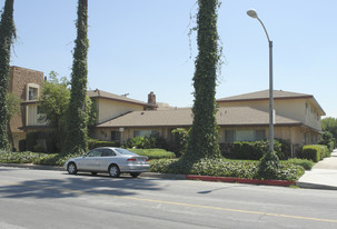 100 E Alhambra Rd Apartments