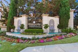 2335 Watermarke Pl, Unit 2335 in Irvine, CA - Building Photo