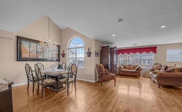 9 Daniella Ct in Staten Island, NY - Building Photo - Building Photo