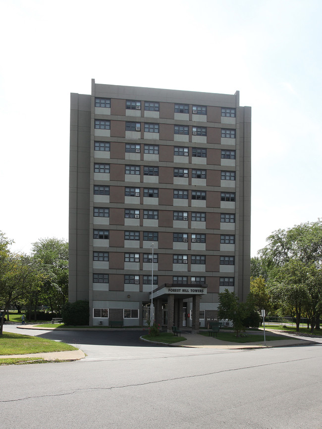 Forest Hill Towers in Gloversville, NY - Foto de edificio - Building Photo