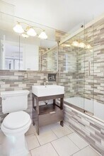 East 25th Street in New York, NY - Building Photo - Building Photo
