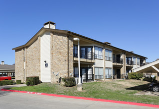 The Quorum at Trophy Club Townhomes in Trophy Club, TX - Building Photo - Building Photo