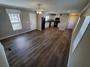 252 Field Pine Dr in Browns Summit, NC - Foto de edificio - Building Photo