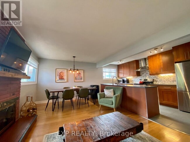 1344 Avenue U in Ottawa, ON - Building Photo - Building Photo