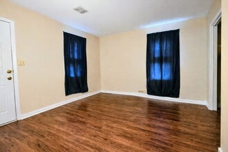 1295 Creek Rd, Unit 3 in Lititz, PA - Foto de edificio - Building Photo