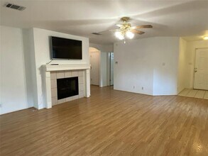 200 Presidio Dr in Leander, TX - Building Photo - Building Photo