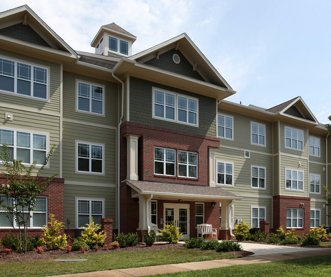 Powell Spring Apartments in Pittsboro, NC - Building Photo - Building Photo