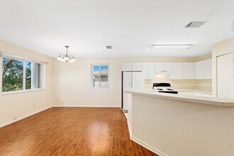 8490-8496-8496 NW 40th St in Coral Springs, FL - Building Photo - Building Photo
