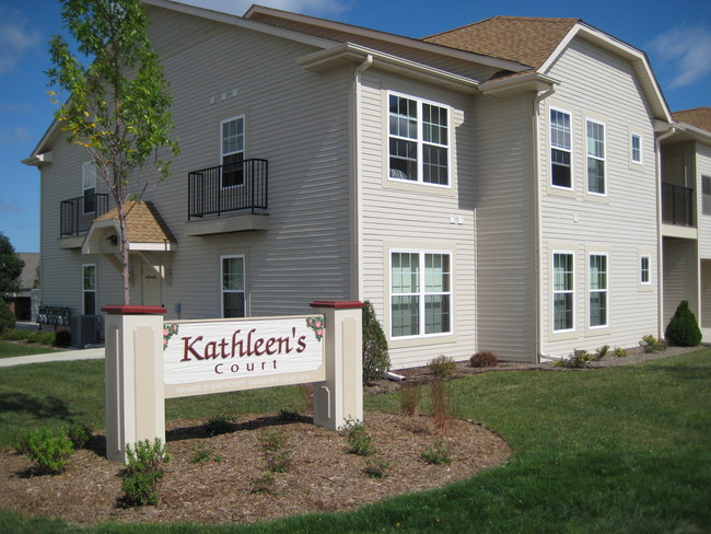 Kathleen's Court in Kenosha, WI - Building Photo - Building Photo