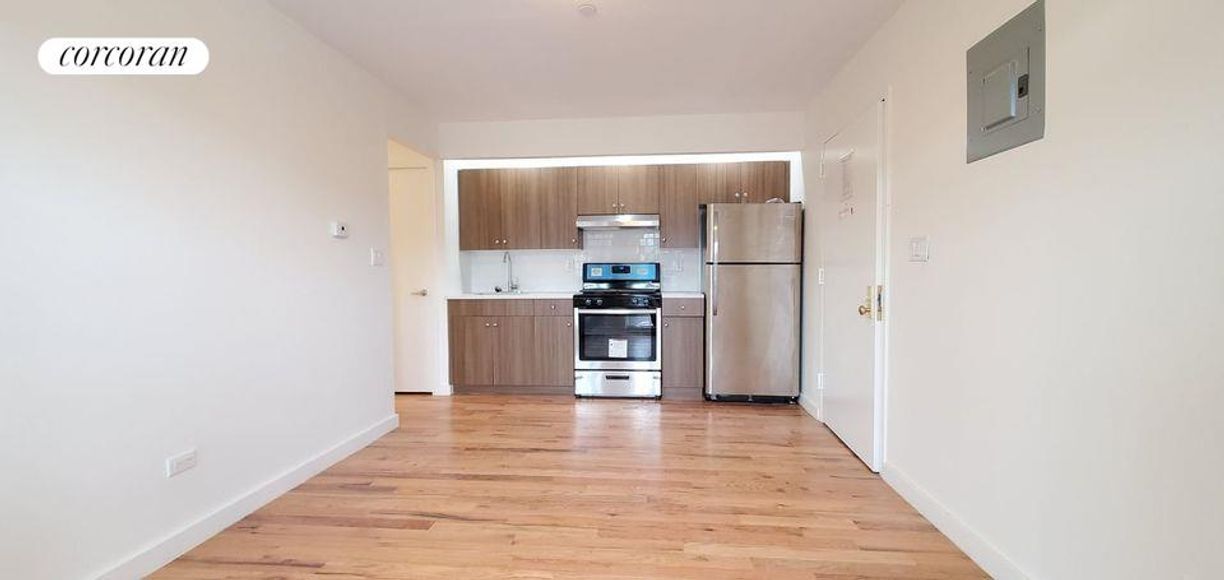459 Commonwealth Ave in Bronx, NY - Building Photo