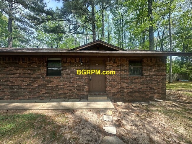 property at 1515 Pine Dr