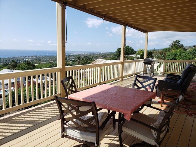 property at 77-6462-6462 Pualani St